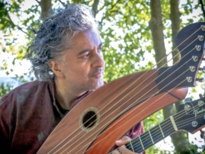 The Harp Guitar Guy